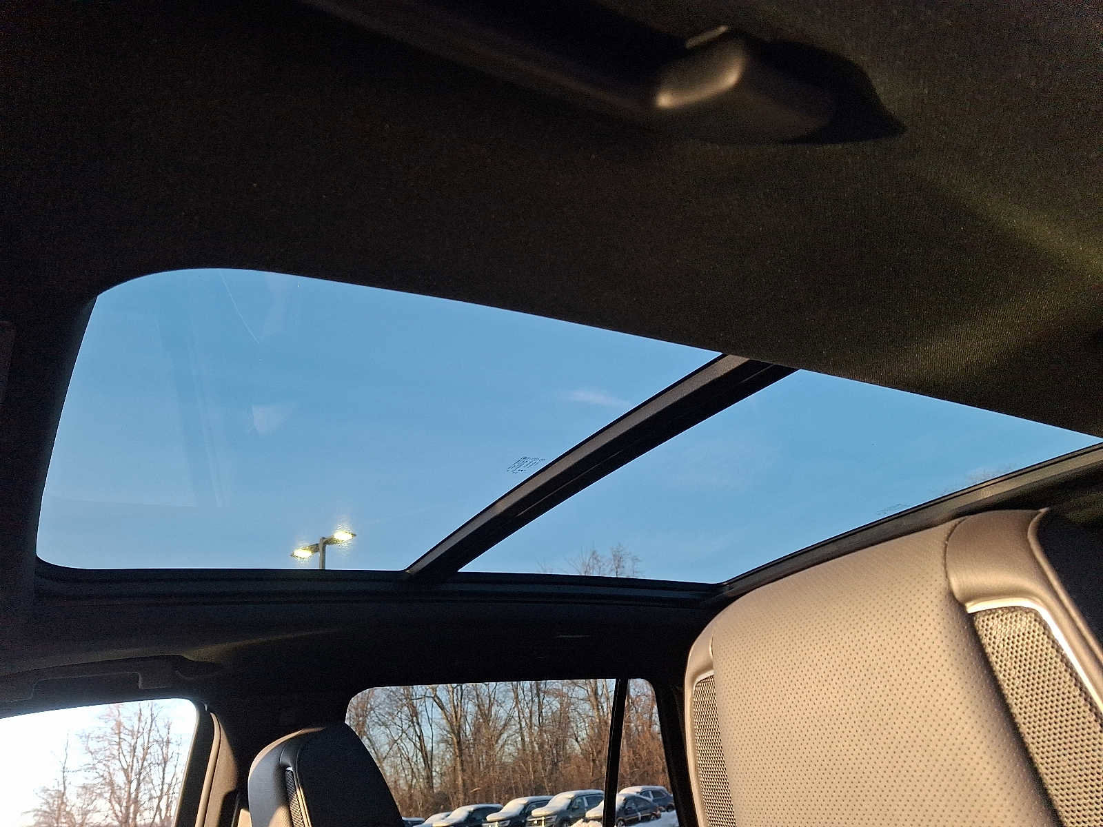 Certified 2025 Cadillac Escalade Premium Luxury image 14