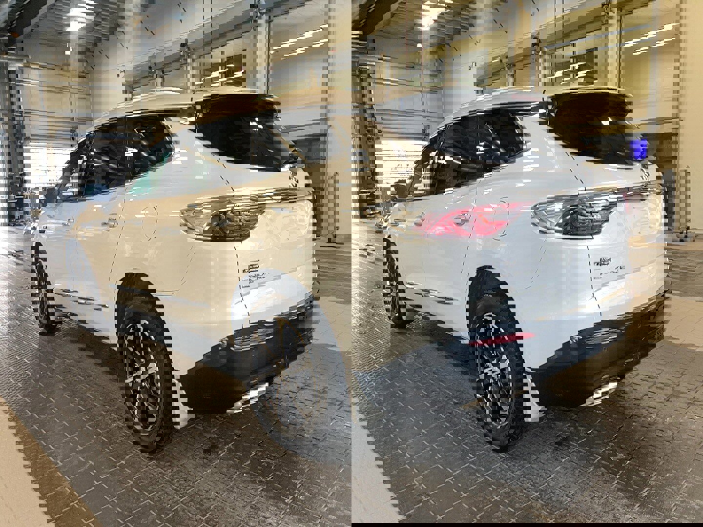 Used 2022 Buick Enclave Essence w/ Experience Buick Package image 26