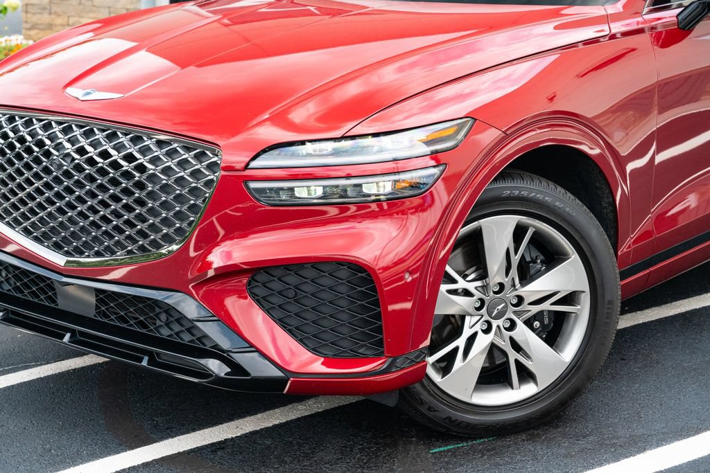 Used 2022 Genesis GV70 3.5T Sport w/ Sport Advanced Package AWD/4WD image 3