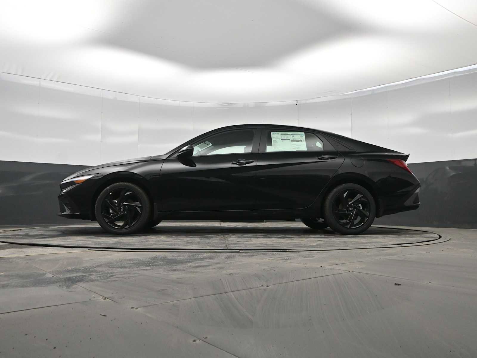 New 2026 Hyundai Elantra Sport image 34