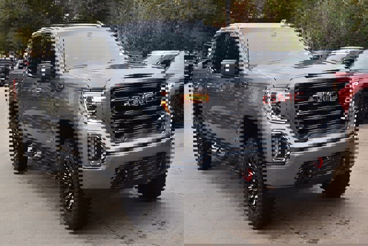 Used 2021 GMC Sierra 1500 AT4 w/ AT4 Preferred Package image 4