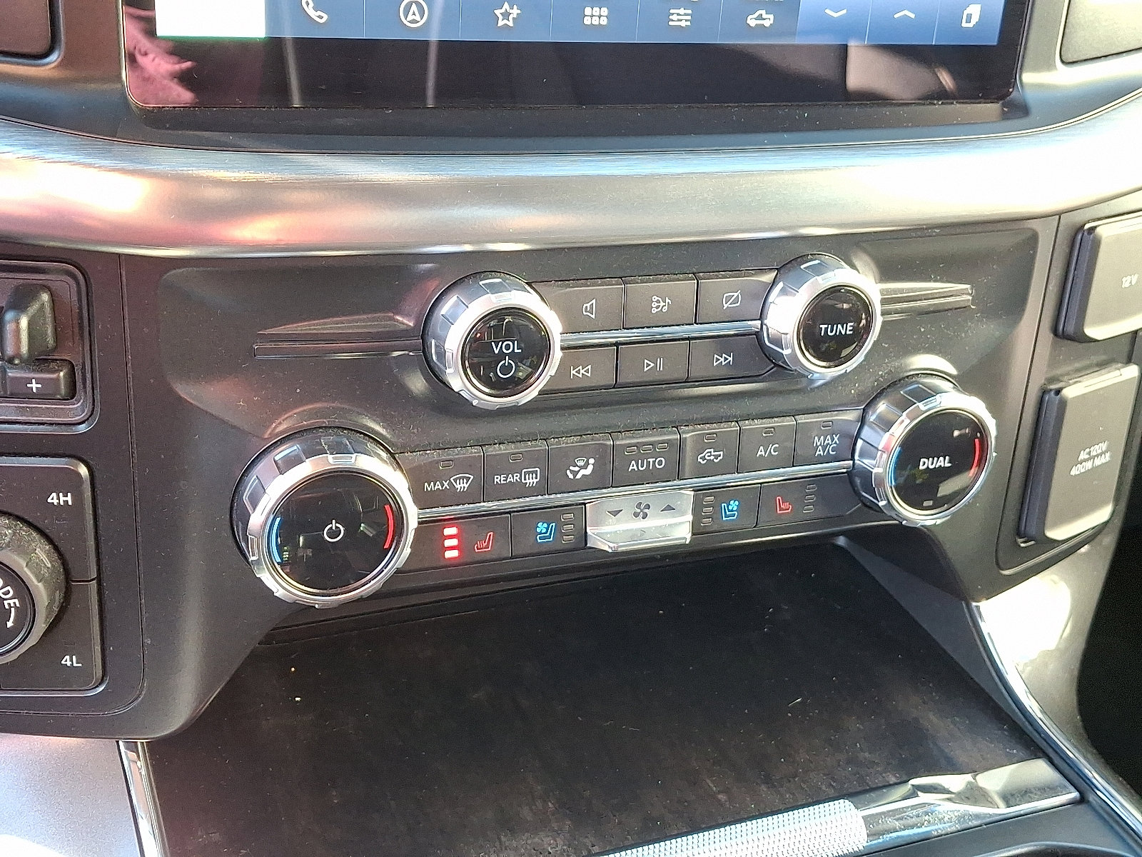 Certified 2022 Ford F150 Lariat image 16