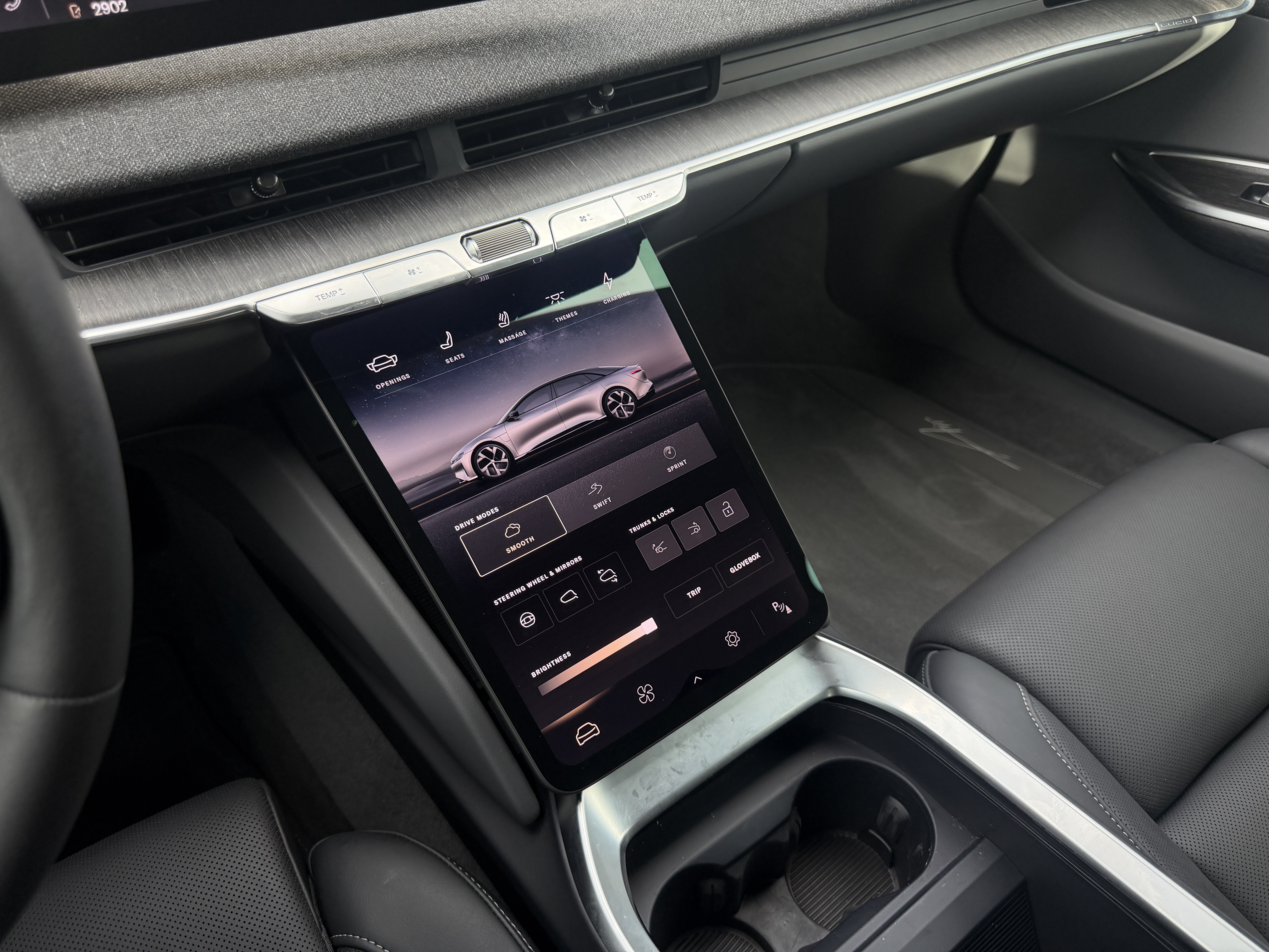 Used 2025 Lucid Air Pure RWD image 29