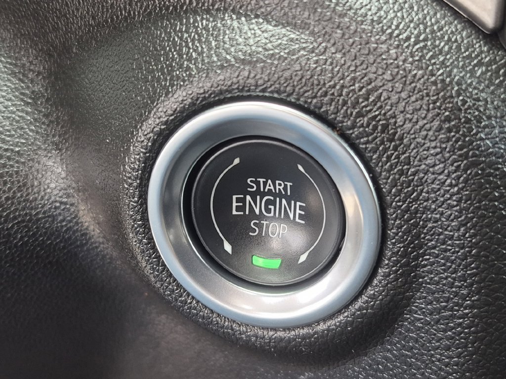 Certified 2025 Chevrolet Silverado 1500 Custom AWD/4WD image 27