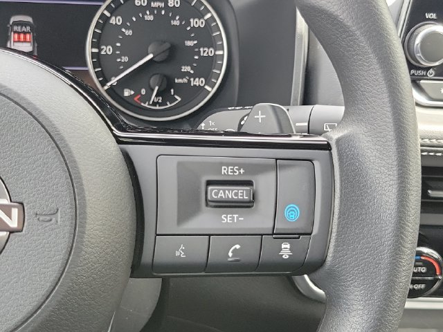 Used 2023 Nissan Rogue SV FWD image 28