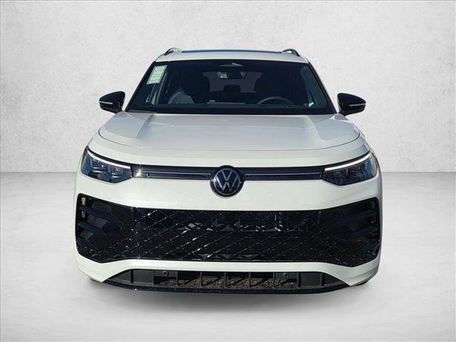 New 2026 Volkswagen Tiguan SE R-Line image 6