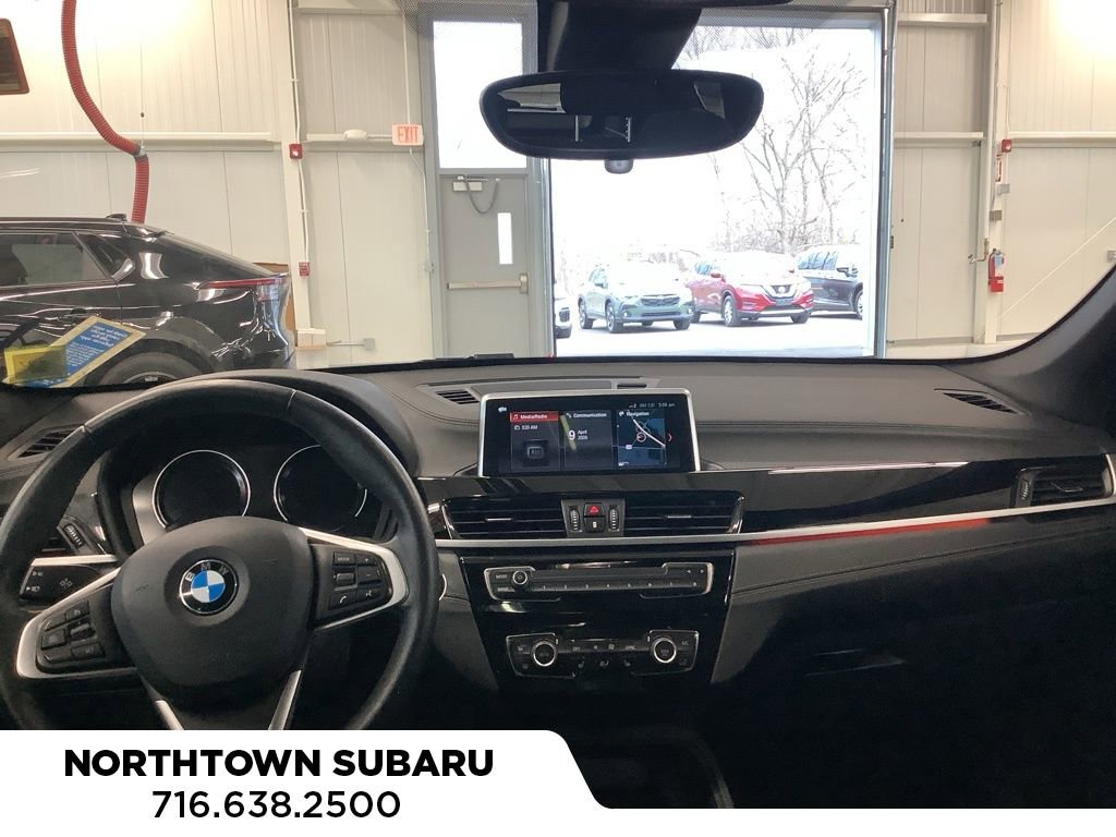 Used 2021 BMW X1 xDrive28i w/ Convenience Package image 3