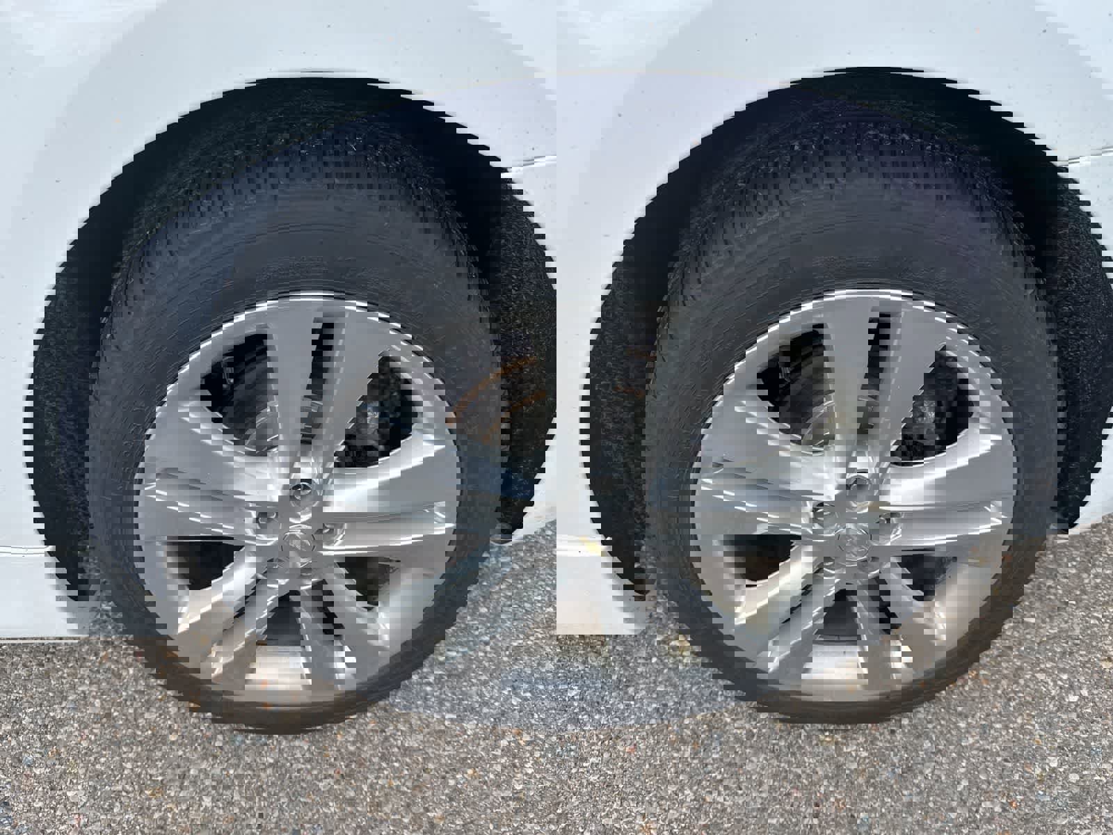 Used 2014 Chevrolet Cruze LTZ w/ Sun, Sound and Sport Package image 7