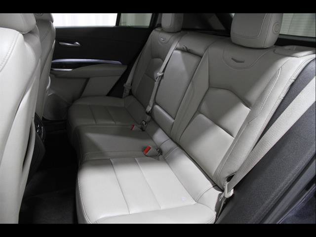Certified 2023 Cadillac XT4 Luxury w/ Cold Weather Package image 20