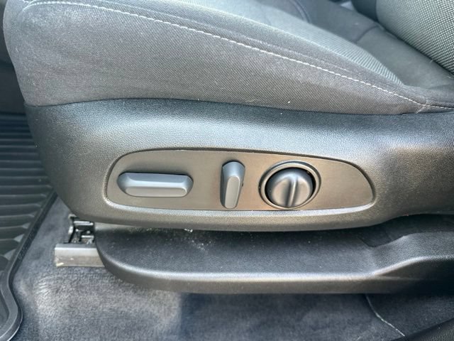 Used 2023 Chevrolet Traverse LT AWD/4WD image 12