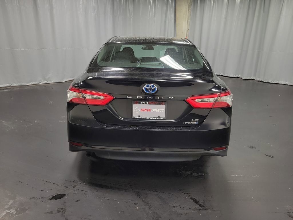 Used 2018 Toyota Camry LE image 7