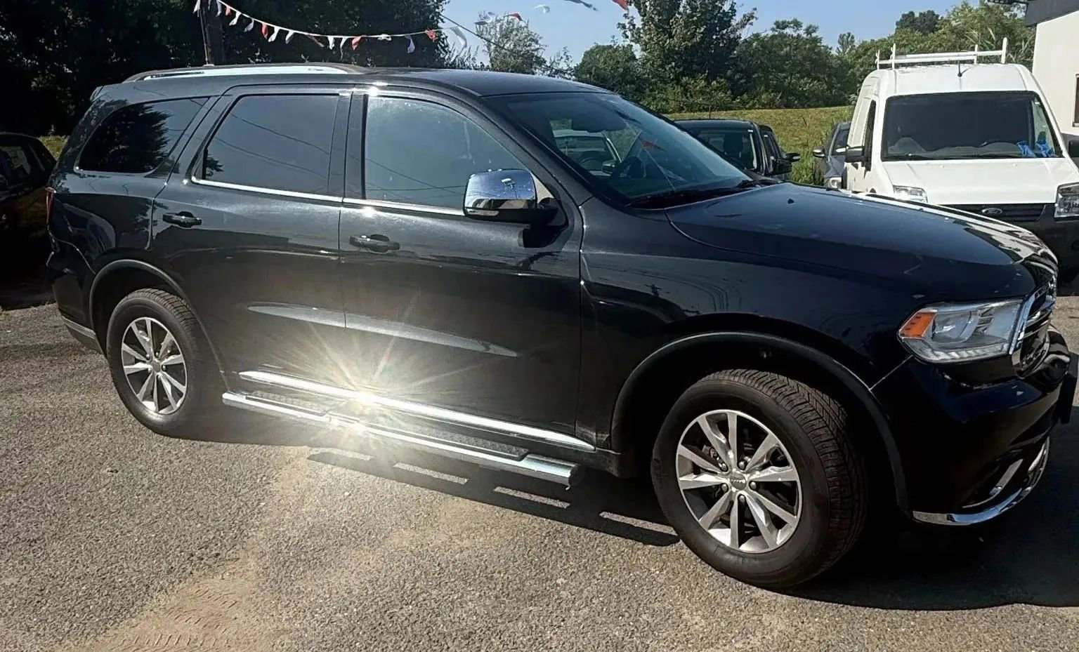 Used 2016 Dodge Durango Limited w/ Nav & Power Liftgate Group image 5