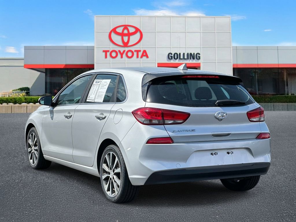 Used 2019 Hyundai Elantra GT FWD image 4