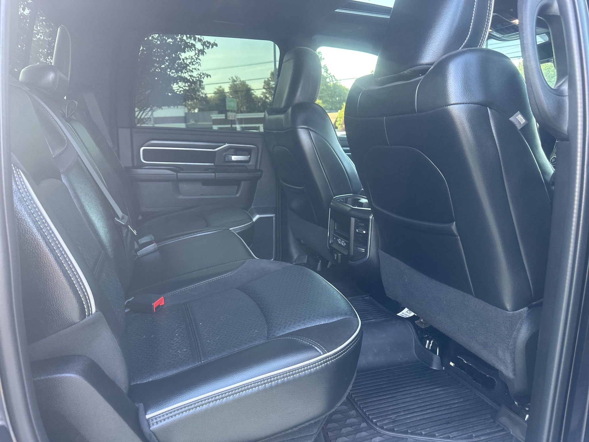 Used 2024 RAM 2500 Laramie w/ Night Edition AWD/4WD image 12