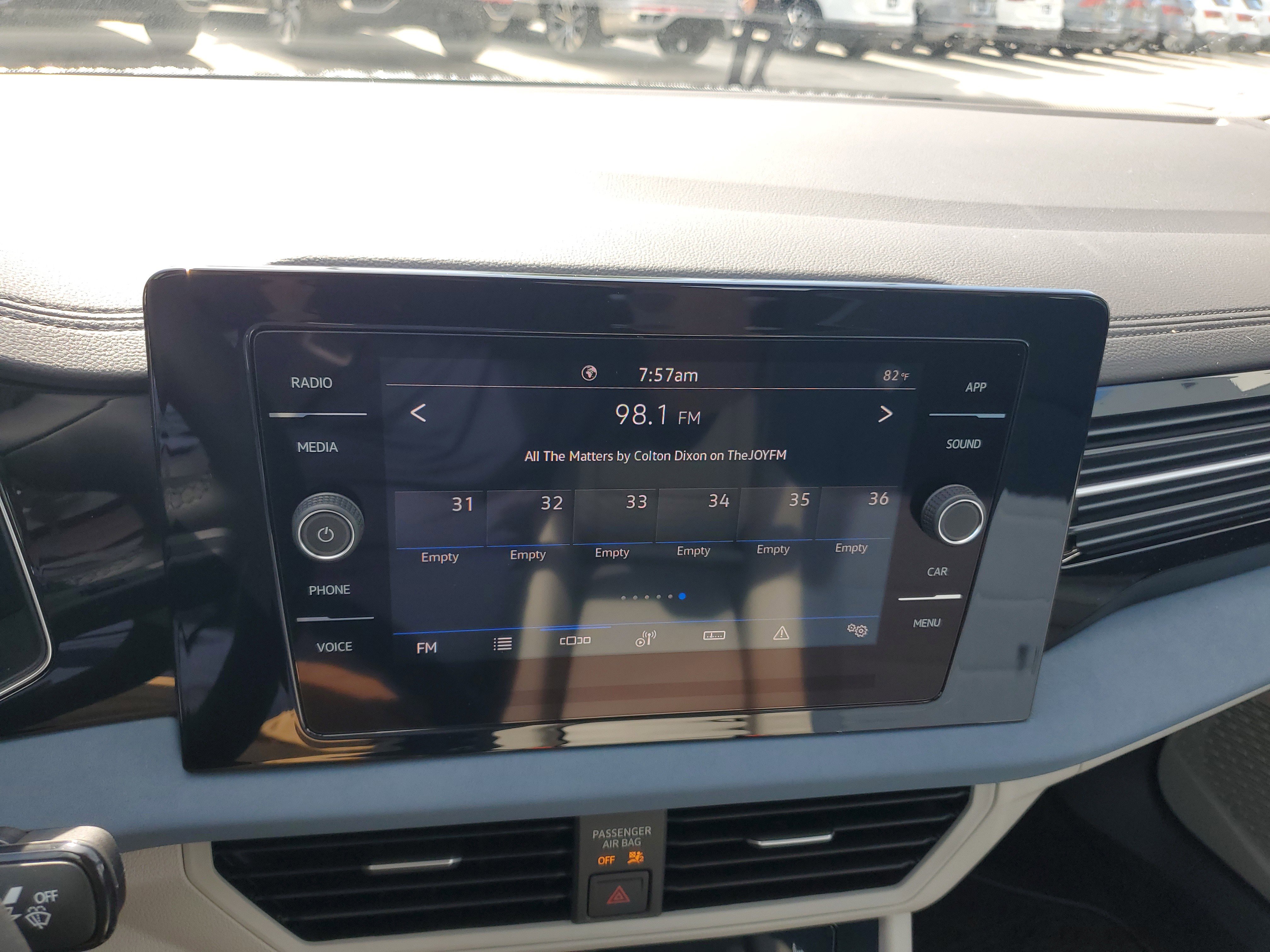 New 2025 Volkswagen Jetta SE image 21