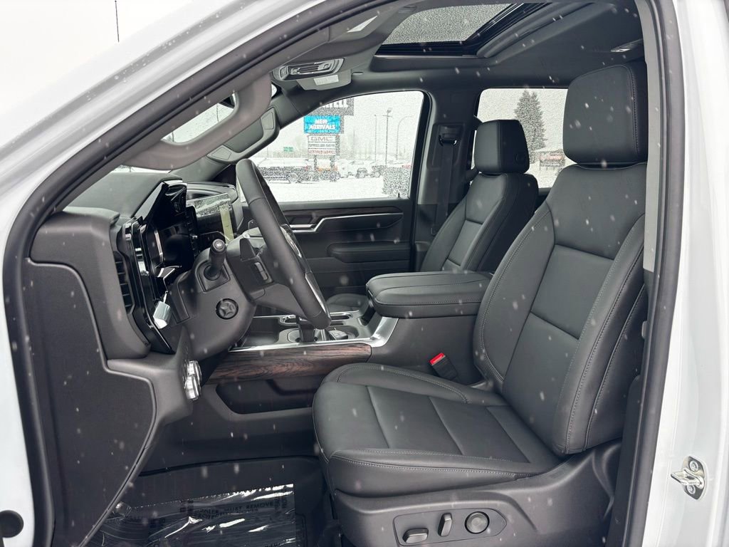 New 2026 GMC Sierra 1500 SLT w/ SLT Premium Package image 10