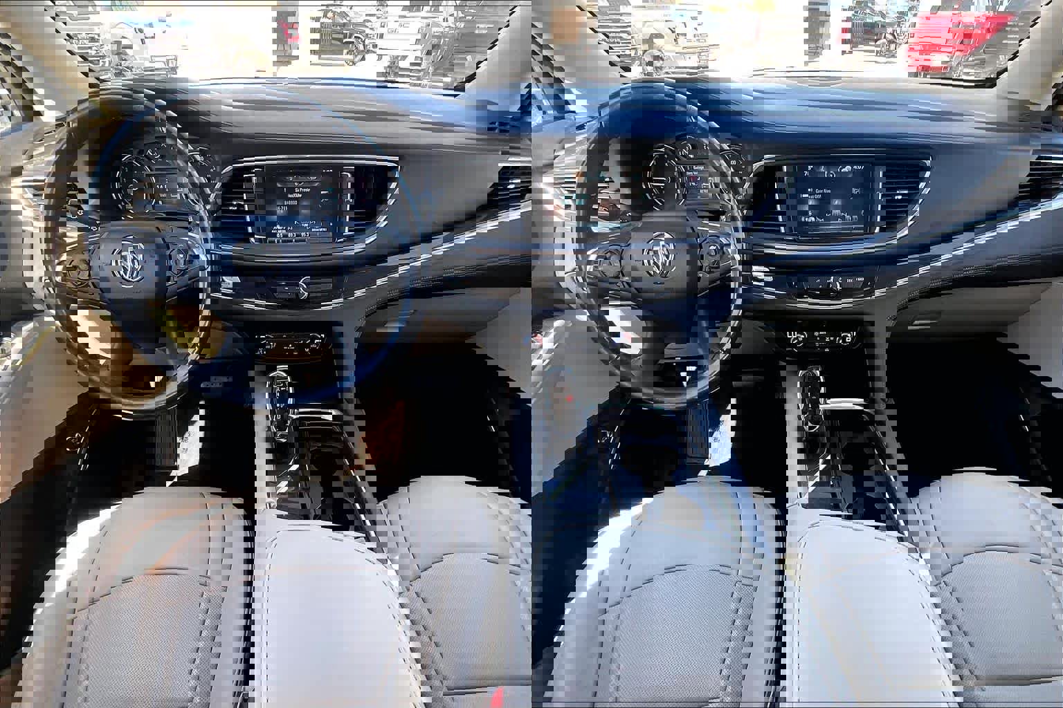 Used 2019 Buick Enclave Essence image 16