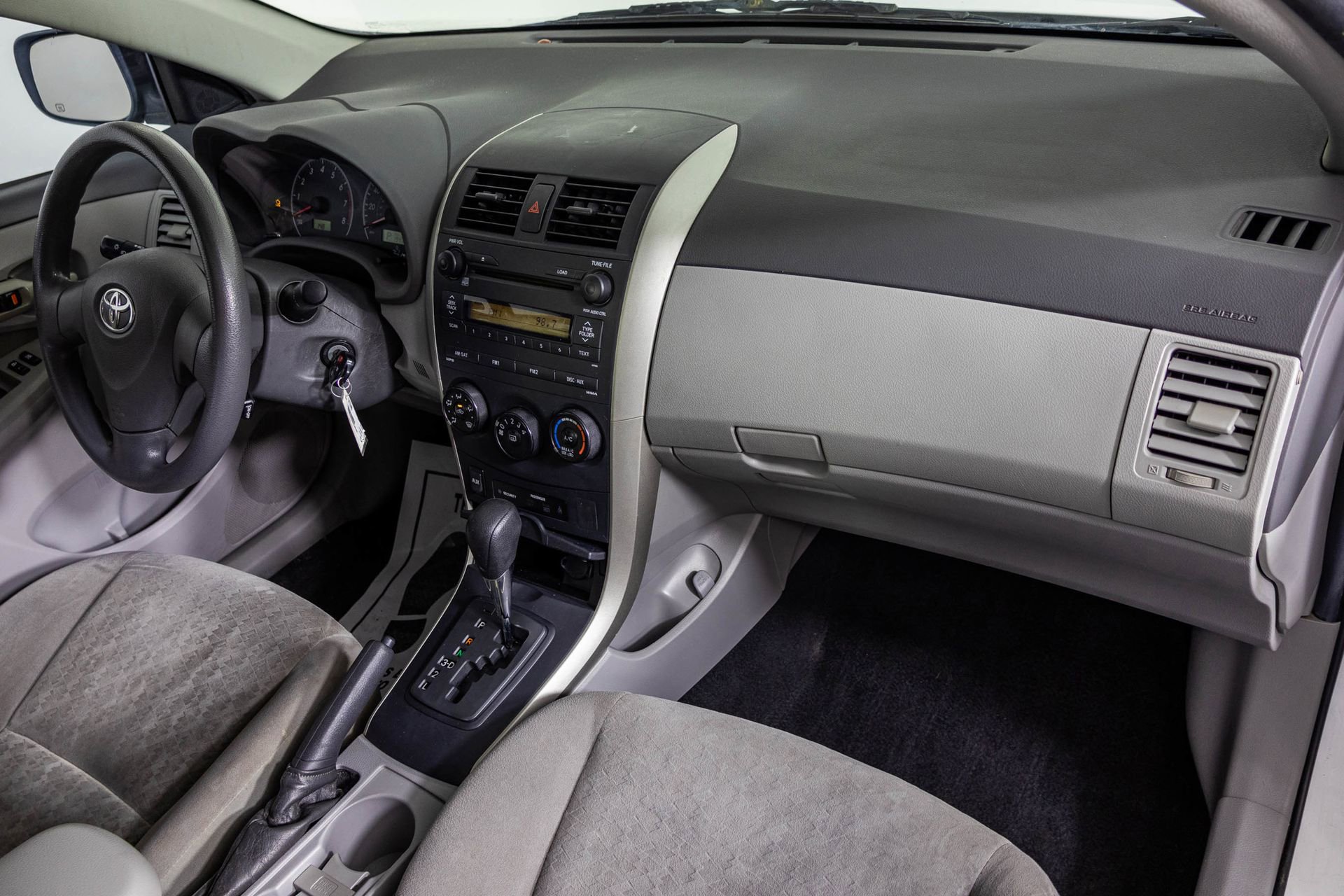 Used 2009 Toyota Corolla LE FWD image 39
