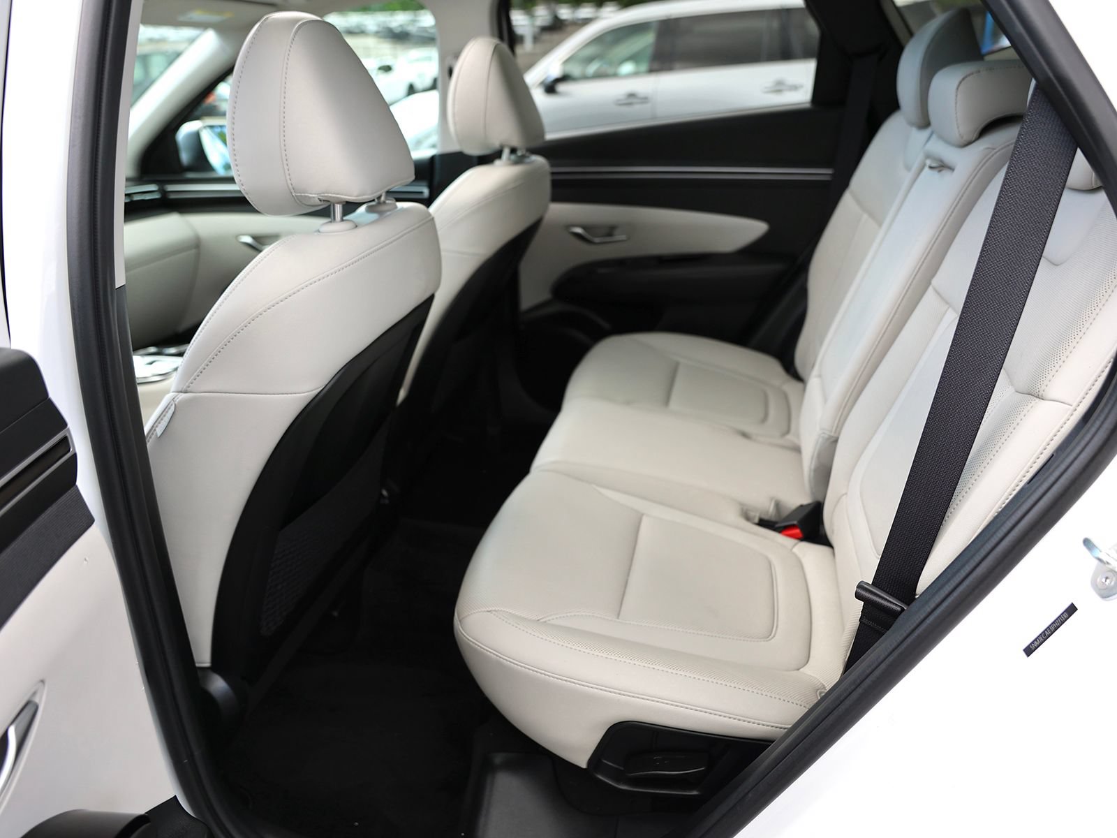 Certified 2023 Hyundai Tucson Limited AWD/4WD image 22