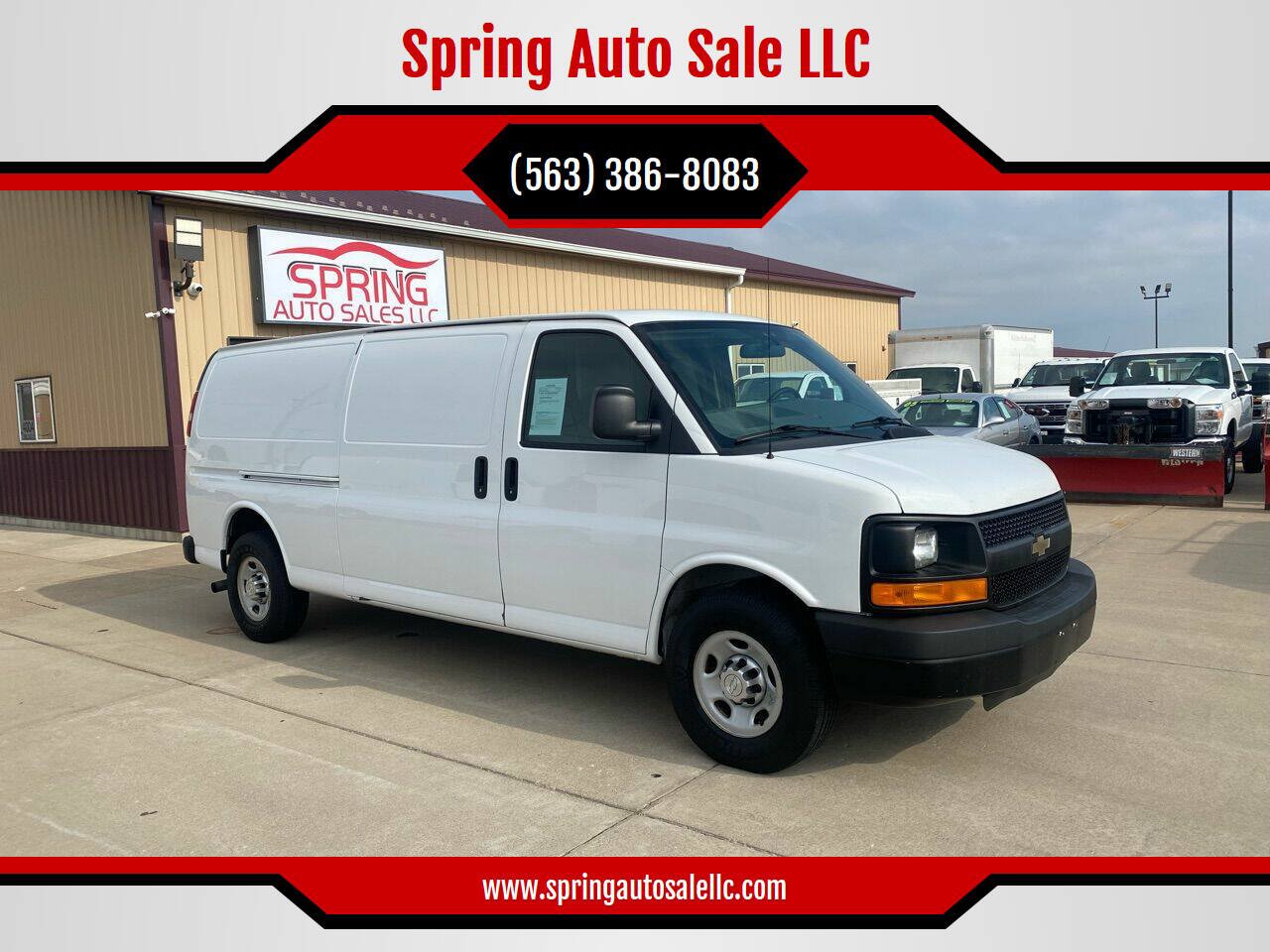 Used 2014 Chevrolet Express 3500 Extended RWD image 1