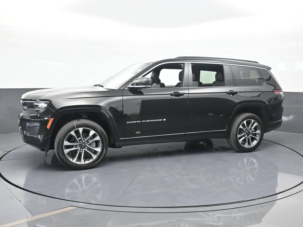 New 2025 Jeep Grand Cherokee L Overland AWD/4WD image 2