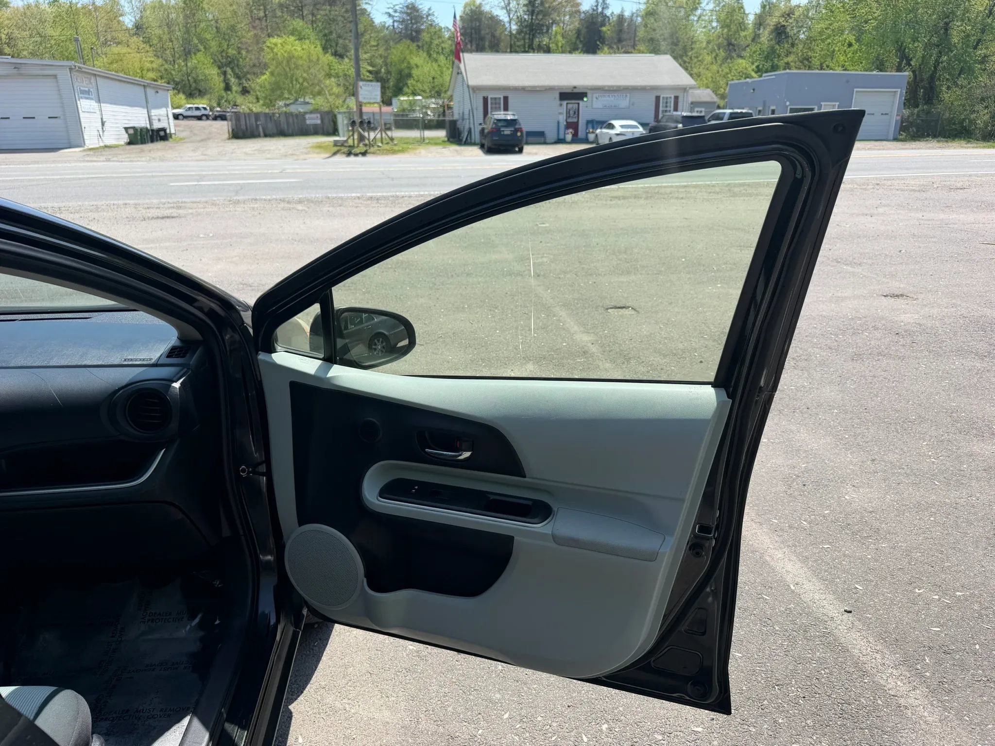 Used 2014 Toyota Prius C Two FWD image 16