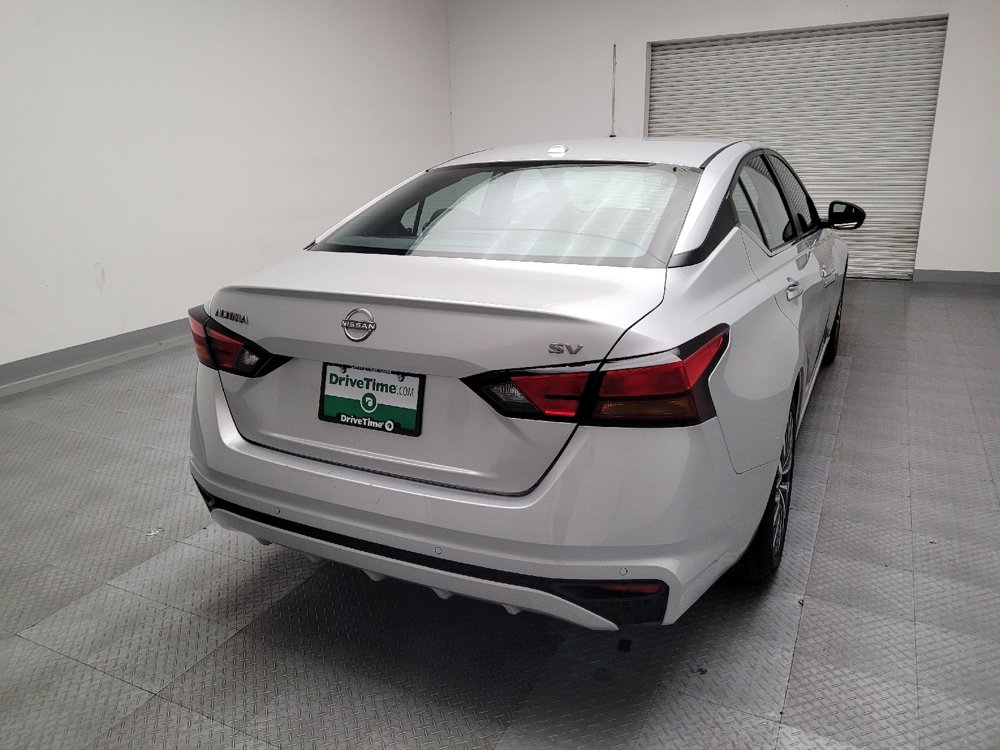 Used 2024 Nissan Altima 2.5 SV image 7