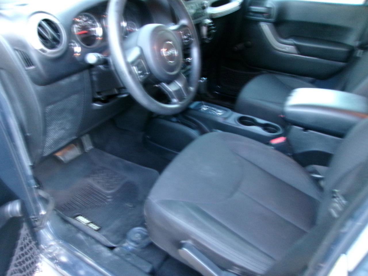 Used 2016 Jeep Wrangler Unlimited Sport image 11