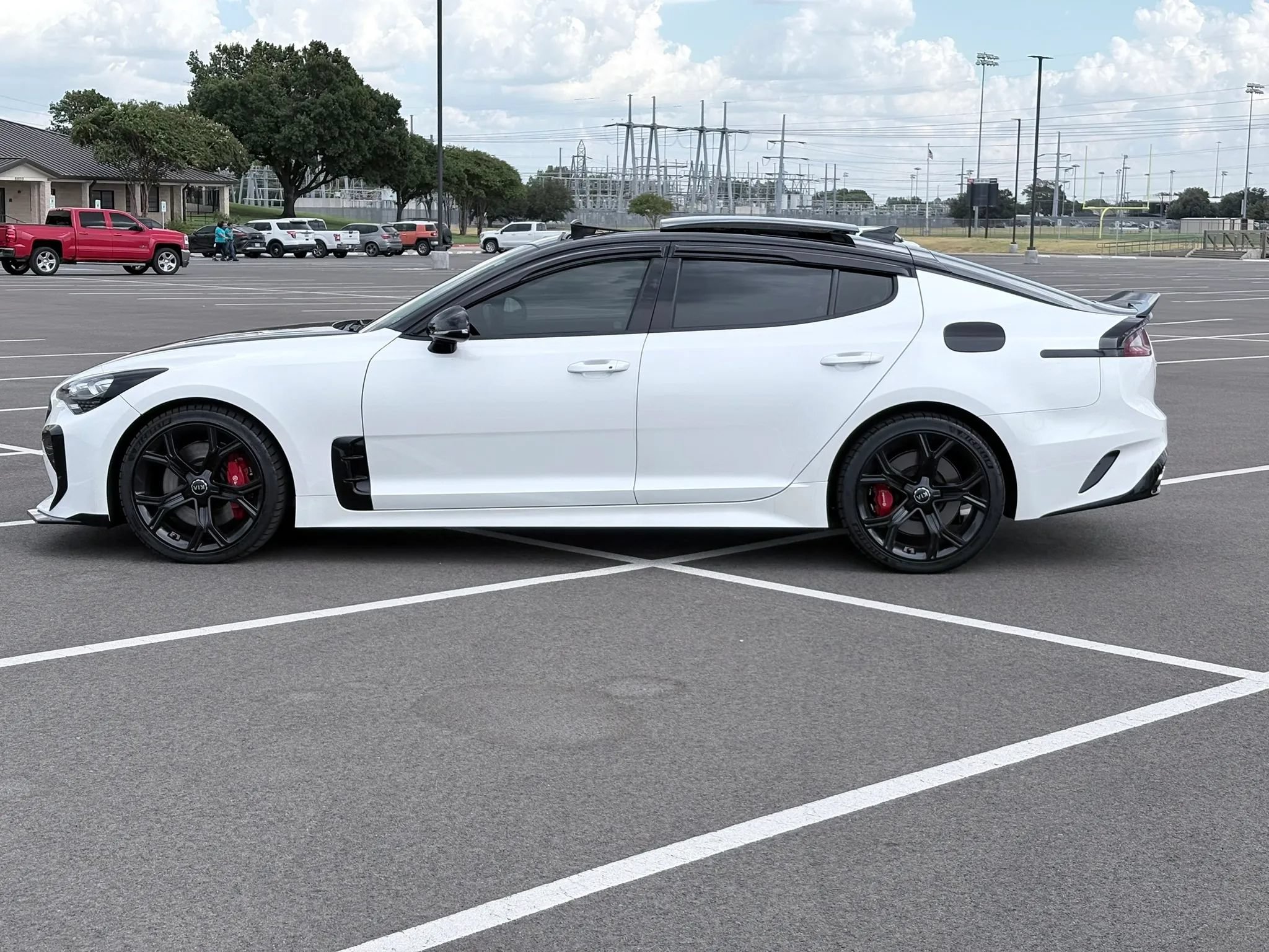 Used 2018 Kia Stinger GT2 RWD image 6