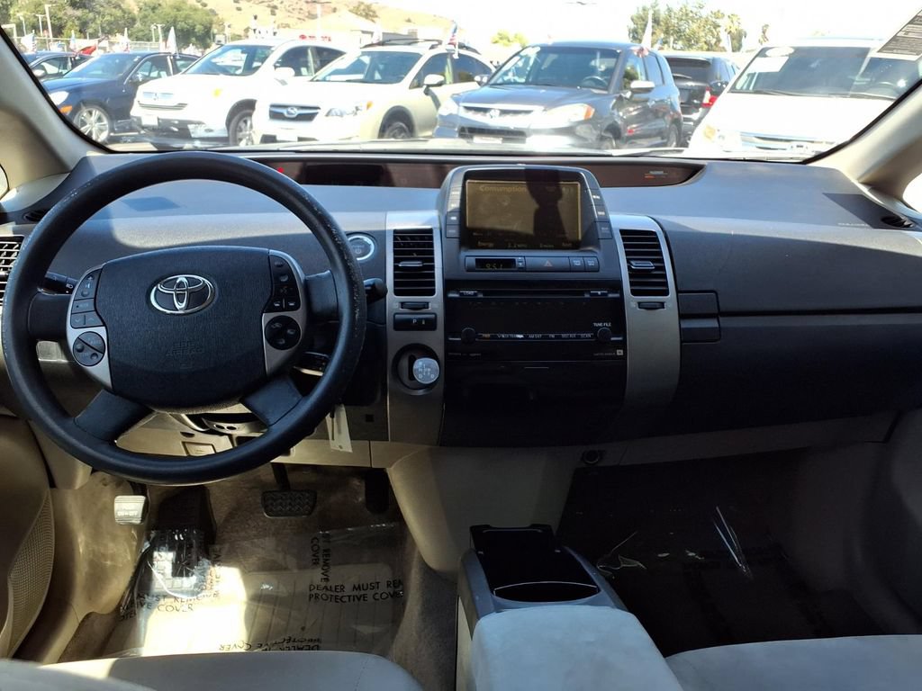 Used 2007 Toyota Prius w/ Pkg 5 FWD image 18