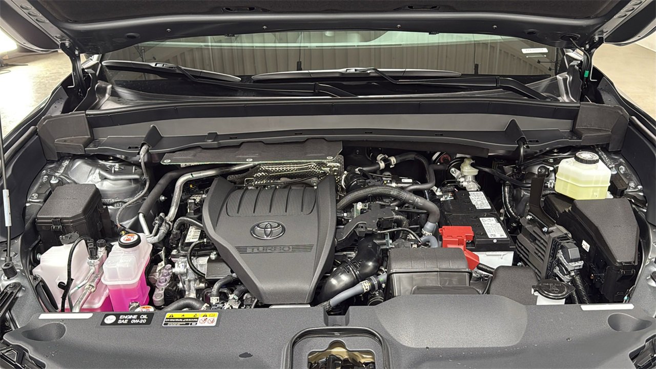 New 2026 Toyota Grand Highlander Limited image 26