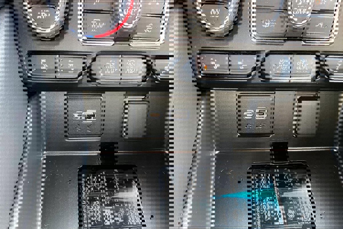 Used 2021 Chevrolet Tahoe RST image 31