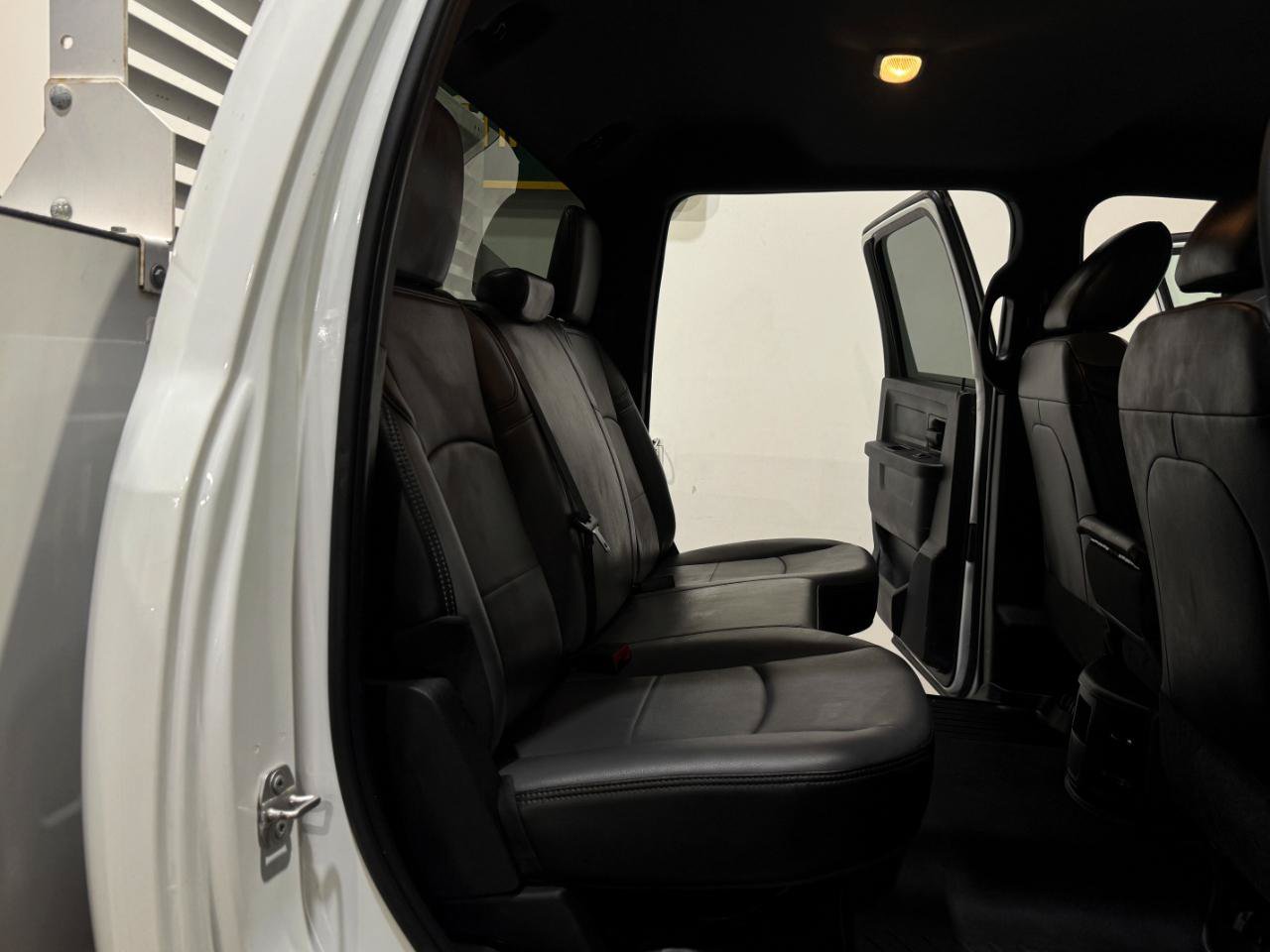 Used 2024 RAM 3500 Tradesman AWD/4WD image 21