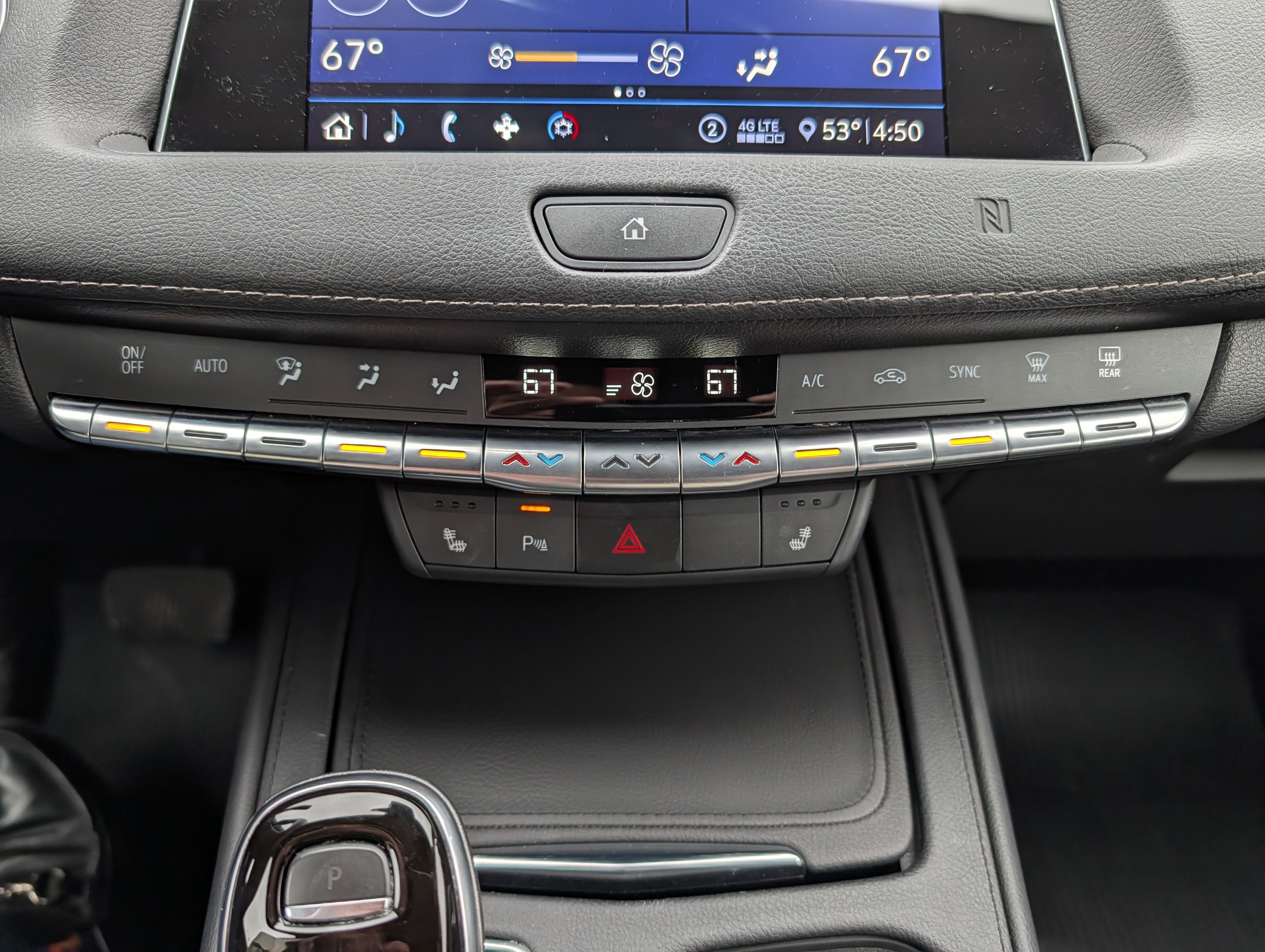 Used 2020 Cadillac XT4 Premium Luxury w/ Cold Weather Package image 20