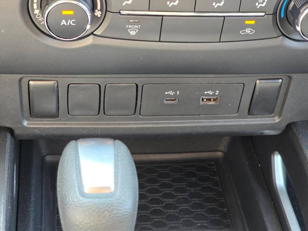 Used 2022 Nissan Frontier SV image 19