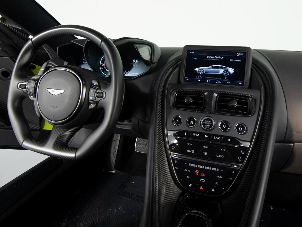 Used 2022 Aston Martin DBS Superleggera RWD image 27