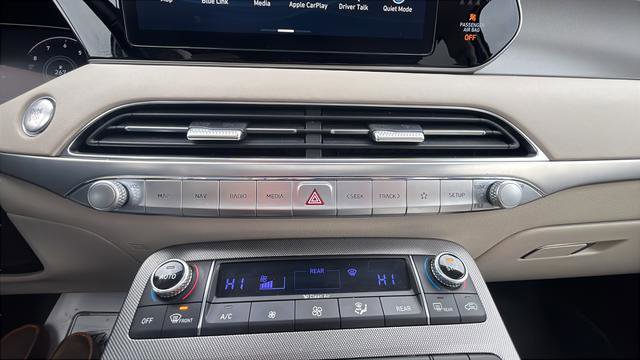 Used 2020 Hyundai Palisade Limited image 16