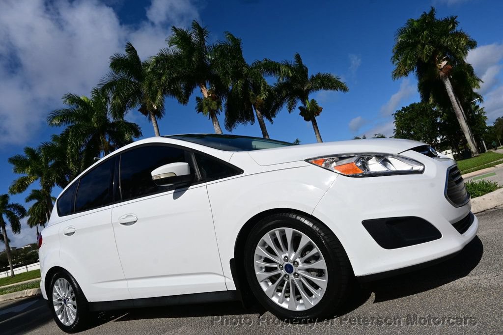 Used 2017 Ford C-MAX SE w/ Equipment Group 201A FWD image 3