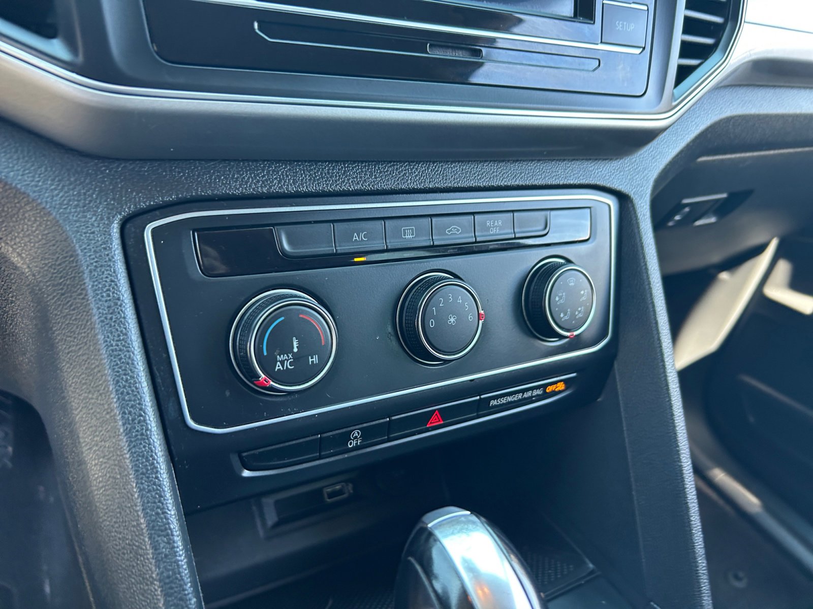 Used 2019 Volkswagen Atlas S image 12