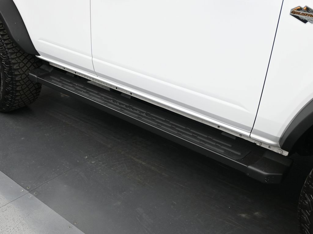 Used 2022 Ford Bronco Wildtrak image 22