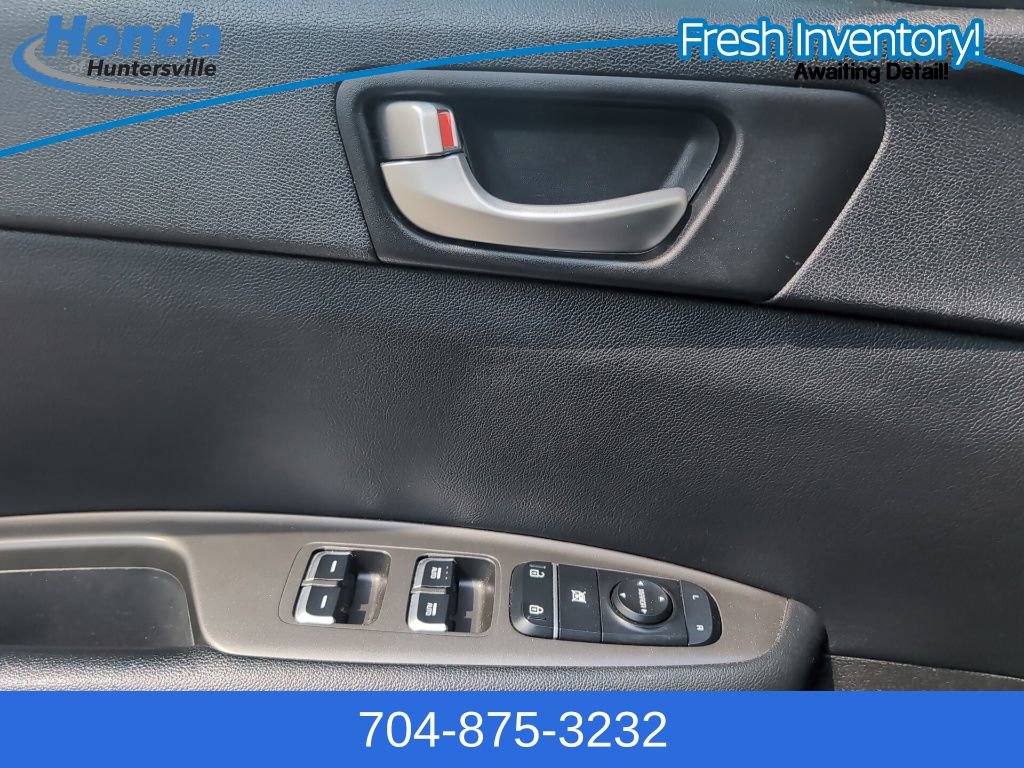 Used 2019 Kia Optima S w/ S Panoramic Sunroof Package image 22