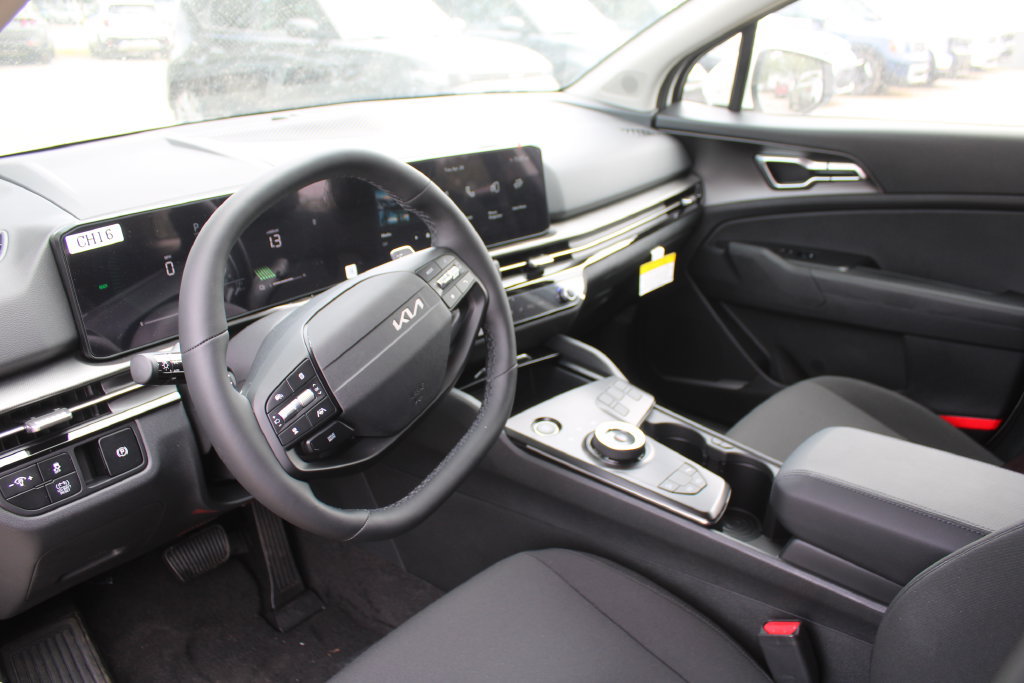 New 2027 Kia Sportage LX FWD image 20
