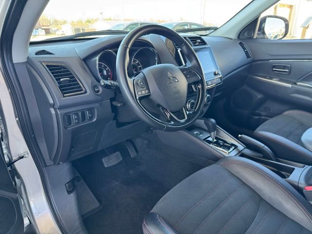 Used 2024 Mitsubishi Outlander Sport SE image 17