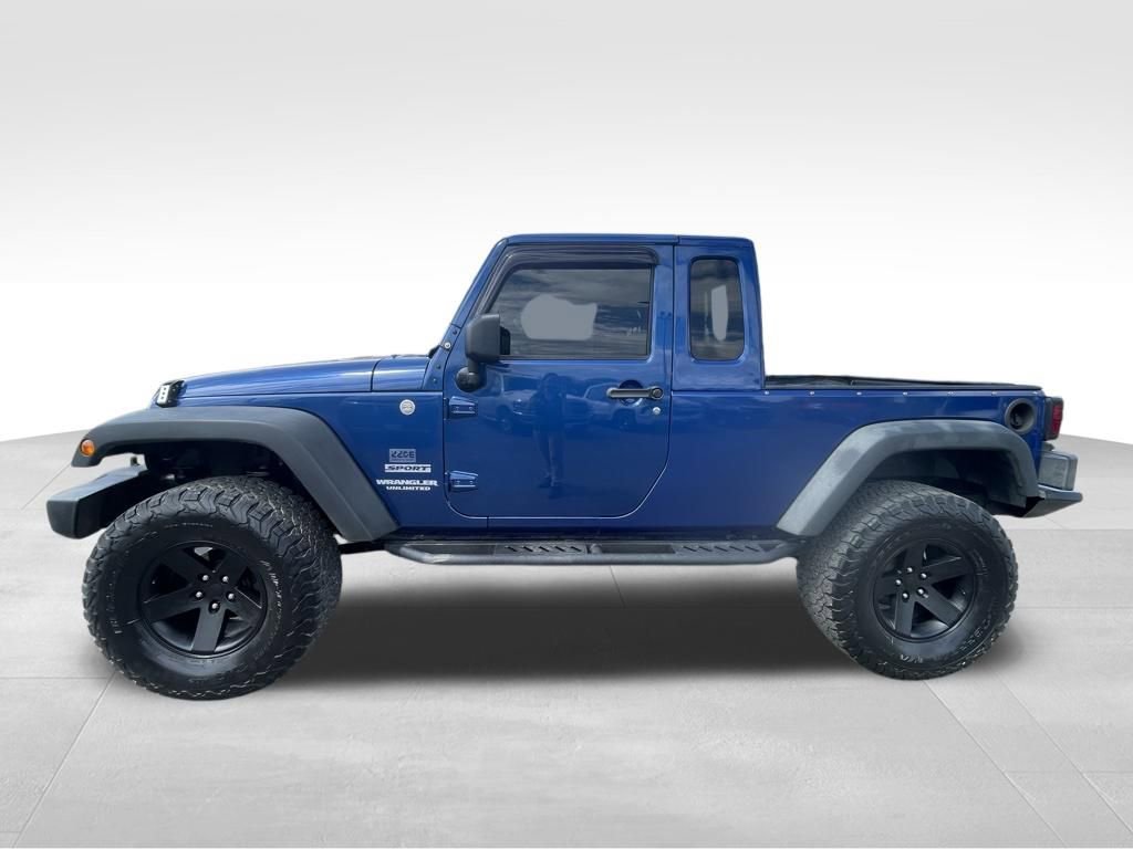 Used 2010 Jeep Wrangler Unlimited Sport image 11
