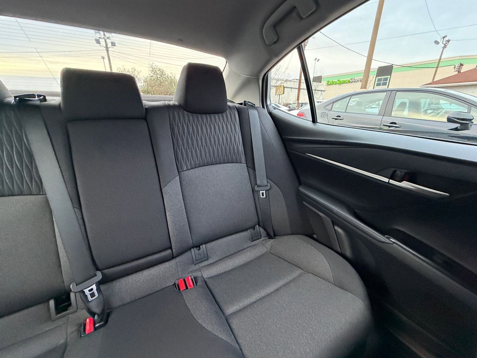 Used 2025 Toyota Camry LE image 36