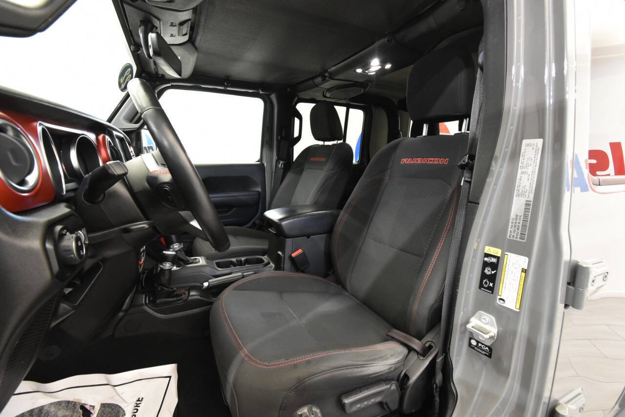 Used 2022 Jeep Gladiator Rubicon w/ LED Lighting Group AWD/4WD image 11