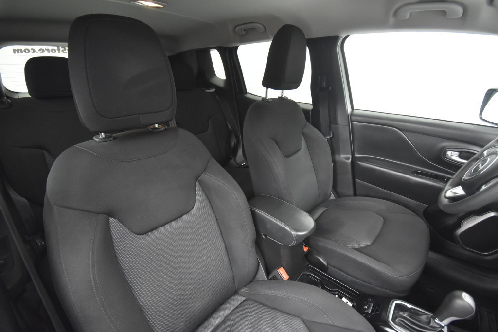 Used 2023 Jeep Renegade Latitude AWD/4WD image 13