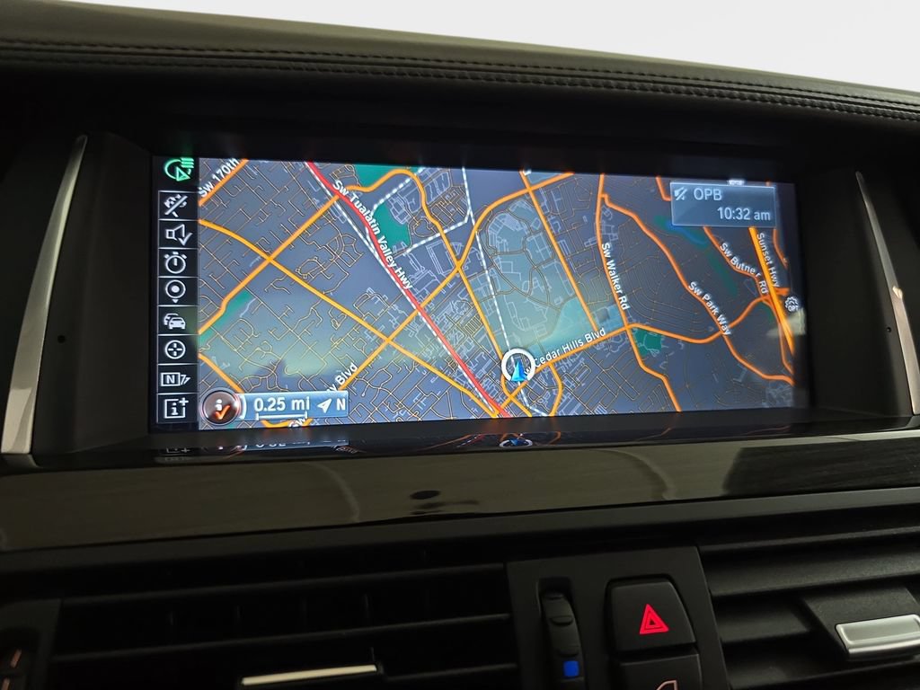 Used 2016 BMW 550i Sedan RWD image 25