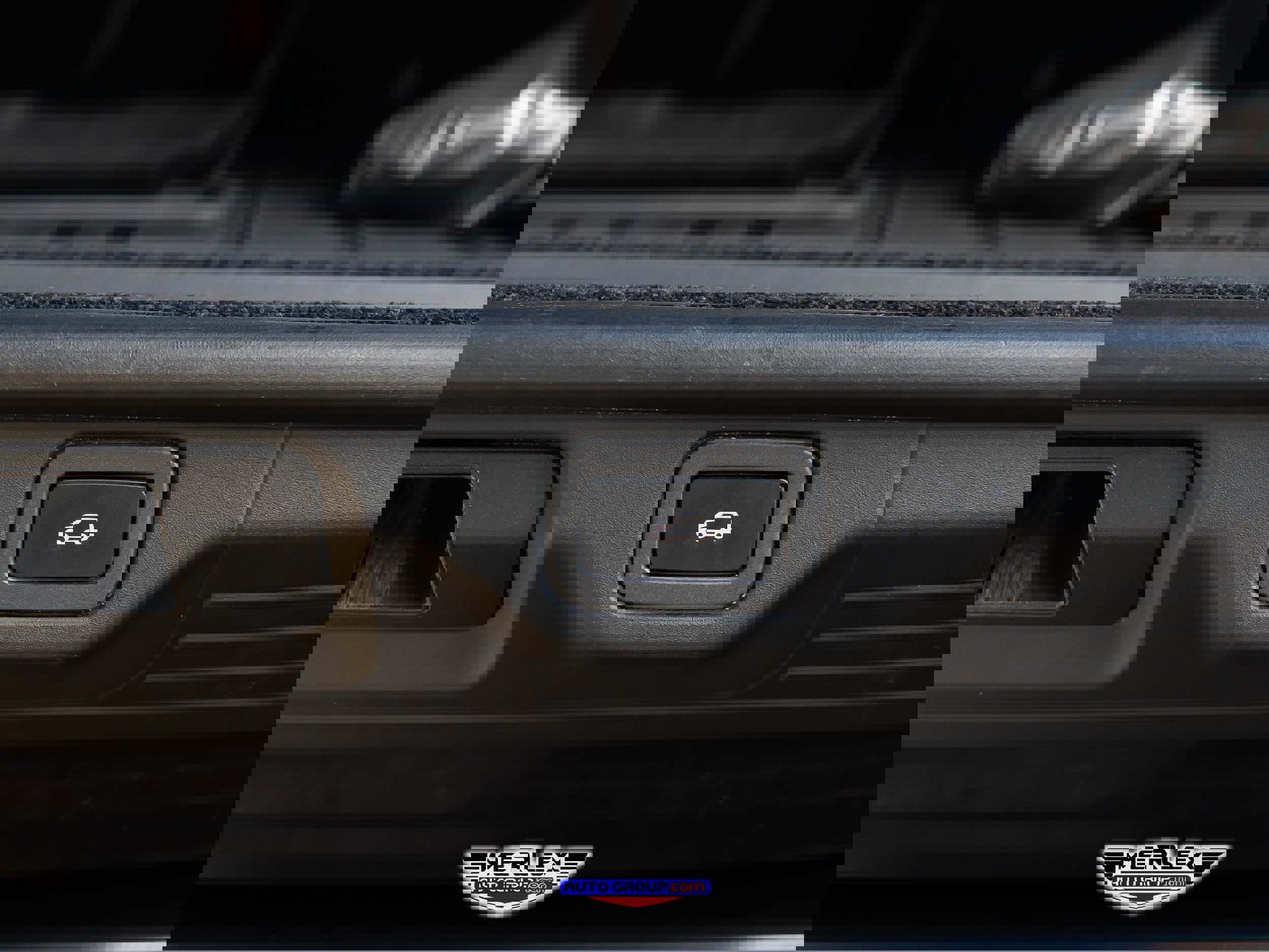 Used 2017 Land Rover Range Rover Autobiography image 55