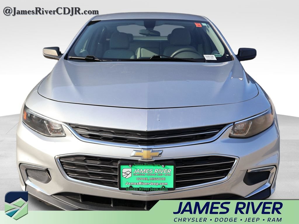 Used 2017 Chevrolet Malibu LS FWD image 7